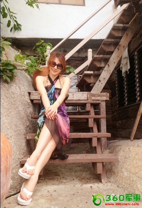 柳岩泰国度假美照